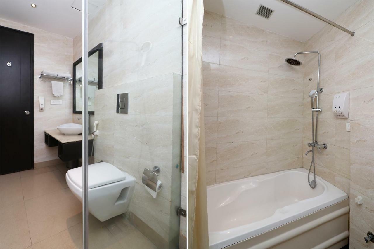 Capital O 19296 Joy Inn & Suites Bhiwadi エクステリア 写真