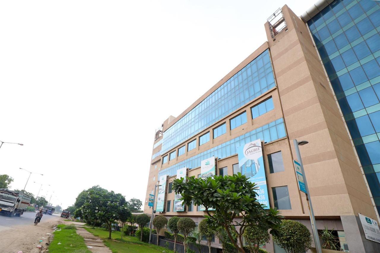 Capital O 19296 Joy Inn & Suites Bhiwadi エクステリア 写真