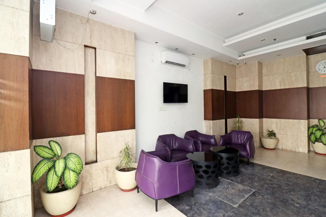 Capital O 19296 Joy Inn & Suites Bhiwadi エクステリア 写真