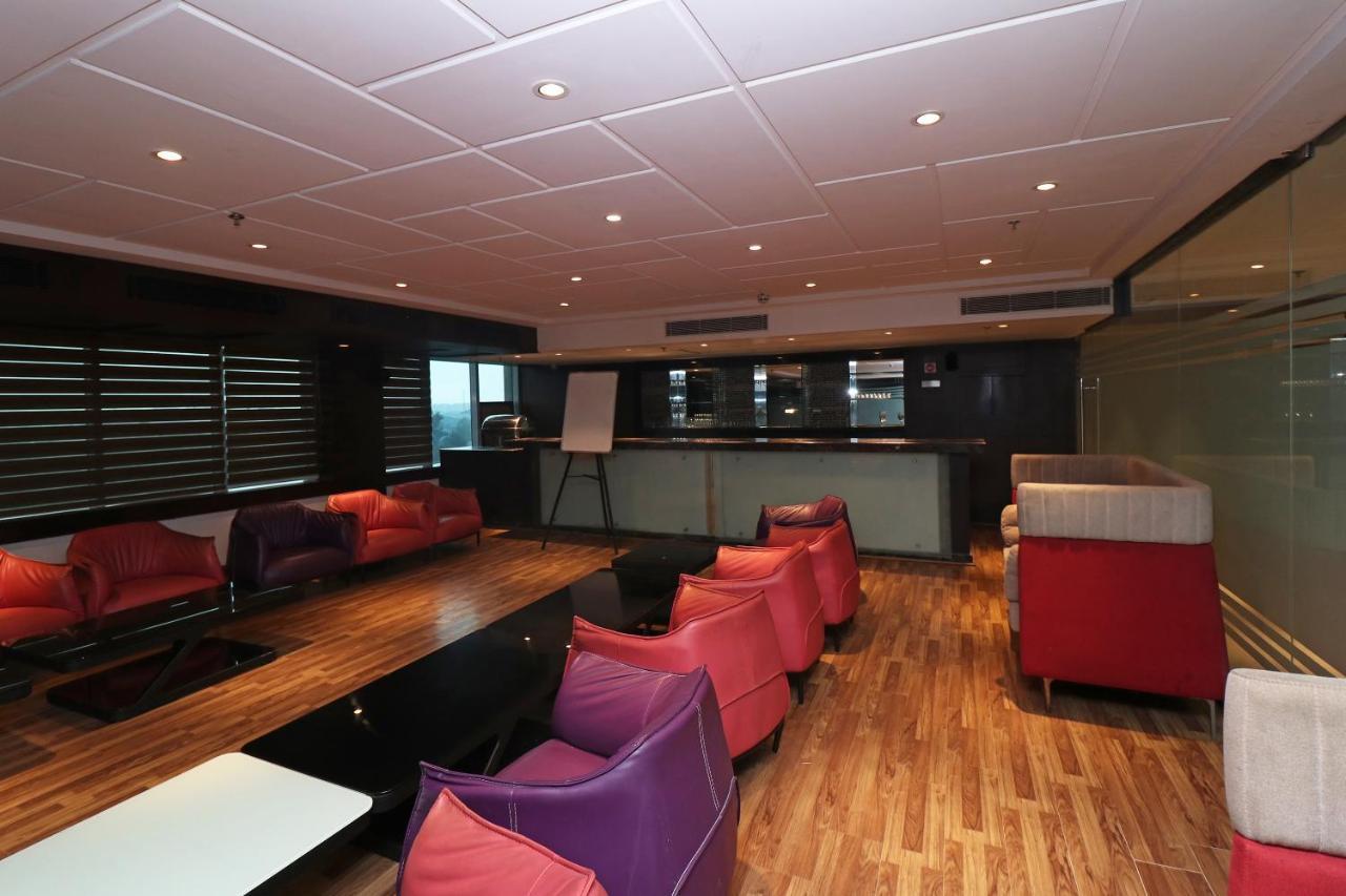 Capital O 19296 Joy Inn & Suites Bhiwadi エクステリア 写真